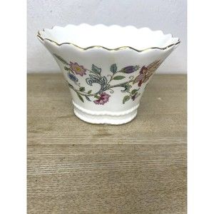 Minton HADDON HALL Bone China Centerpiece Bowl Vase  Gold Trim